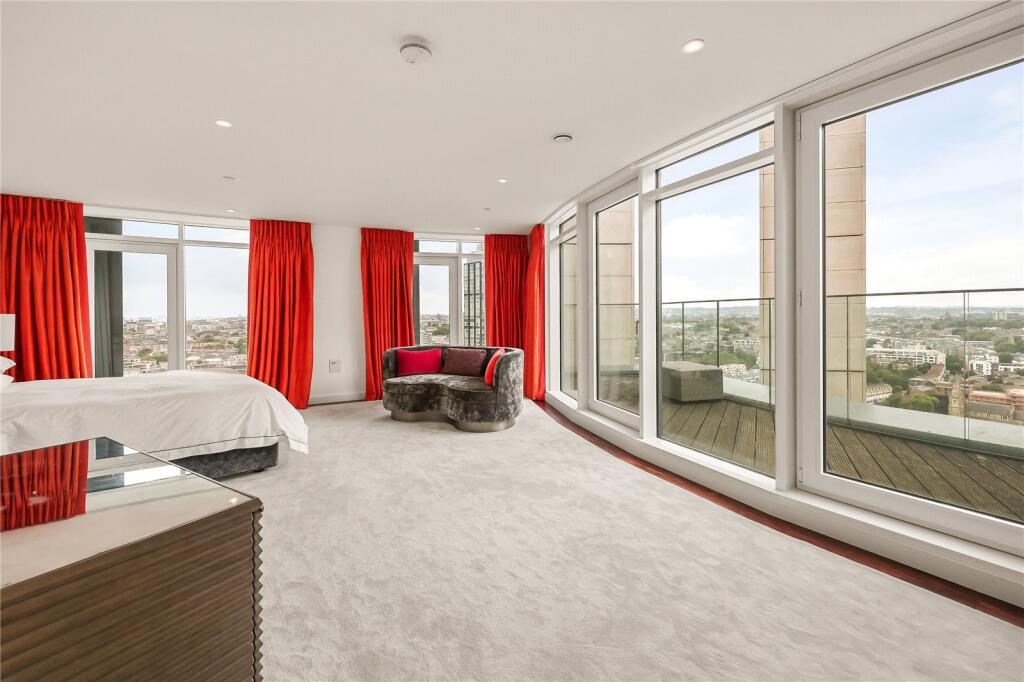 Apartment in London - View 5