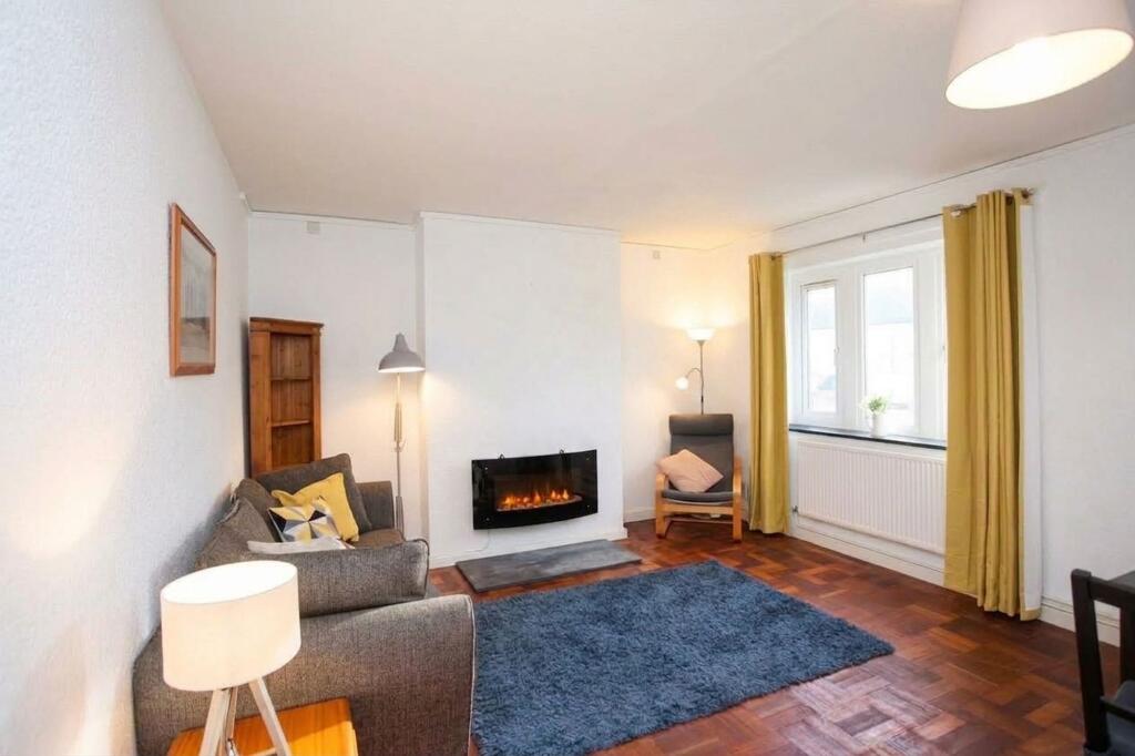 Apartment in Cardiff - View 2