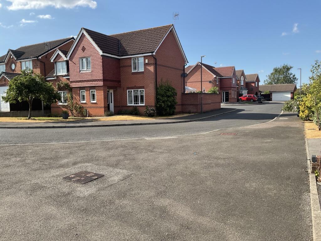 Freehold titles at various locations in, East Midlands and West Yorkshire DE55 2LG - View 4
