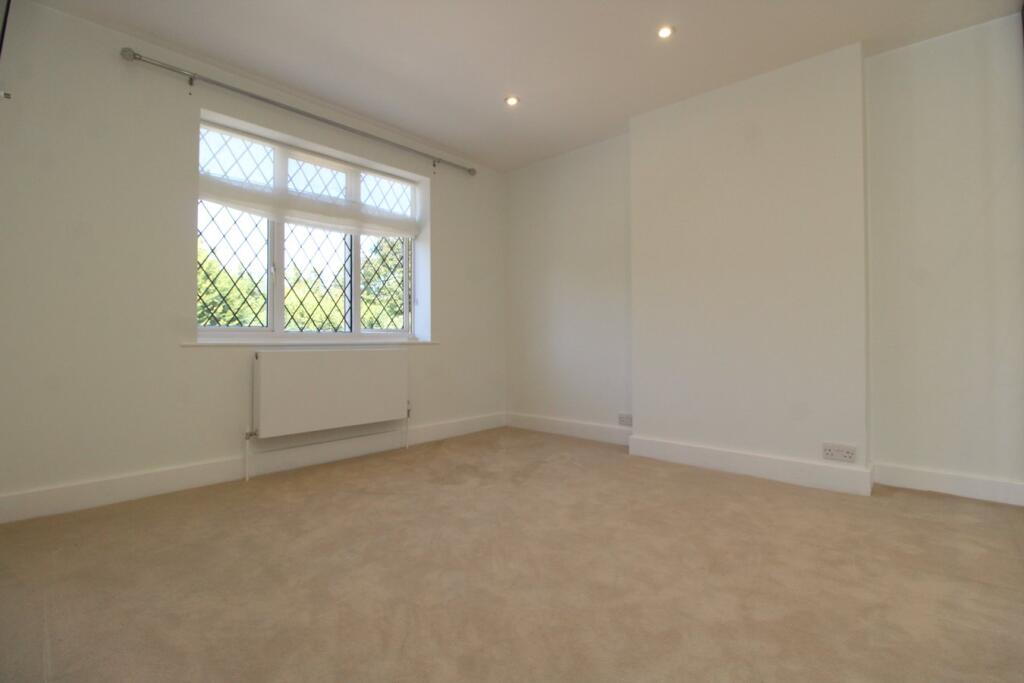 Additional image 16 of Grove Avenue, Harpenden, AL5