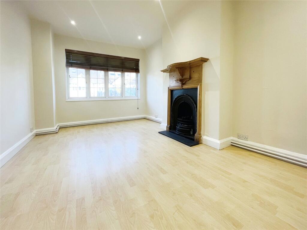 Main image of property: Tilehurst Road, London, SW18