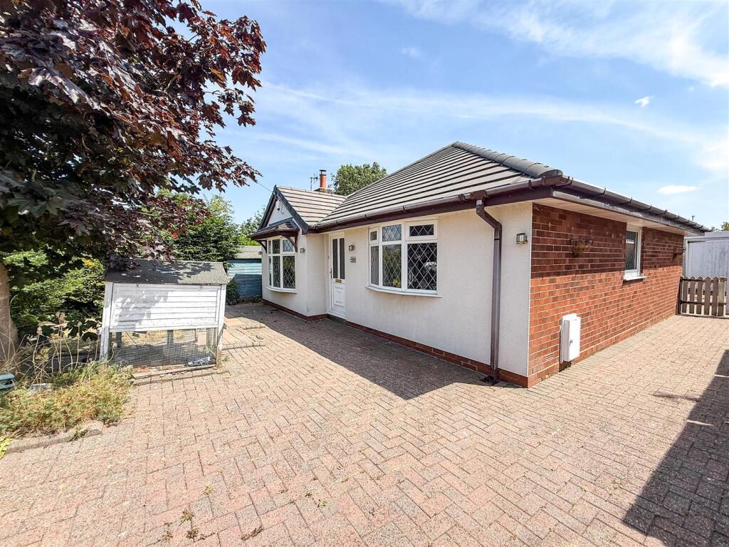 Main image of property: Birch Avenue, Knypersley, ST8 6NY