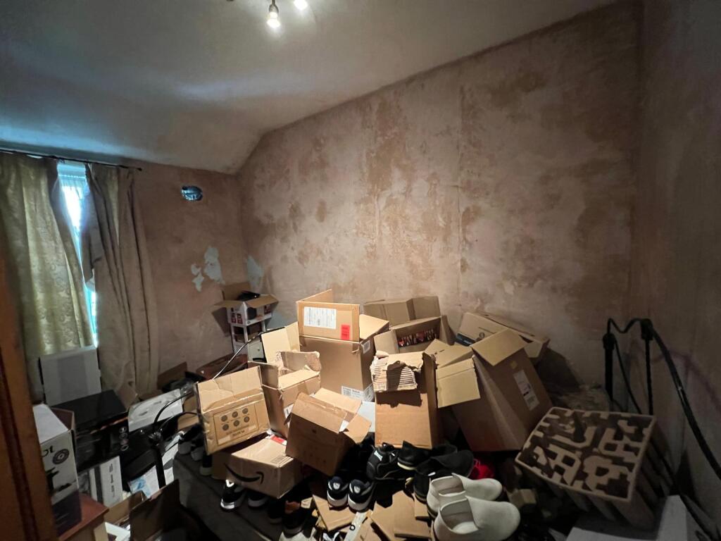 House in Sheffield - More