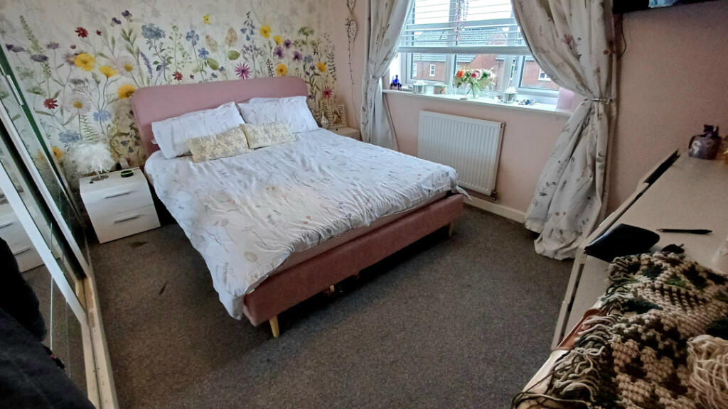 Peakforest Road, Stockport, SK6 7RN photo 4