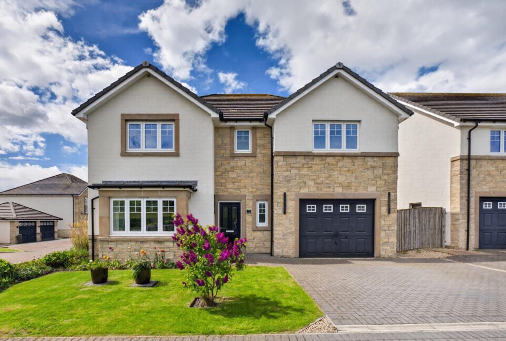 Main image of property: 5 Carnoustie Walk, Troon, KA10 7GE