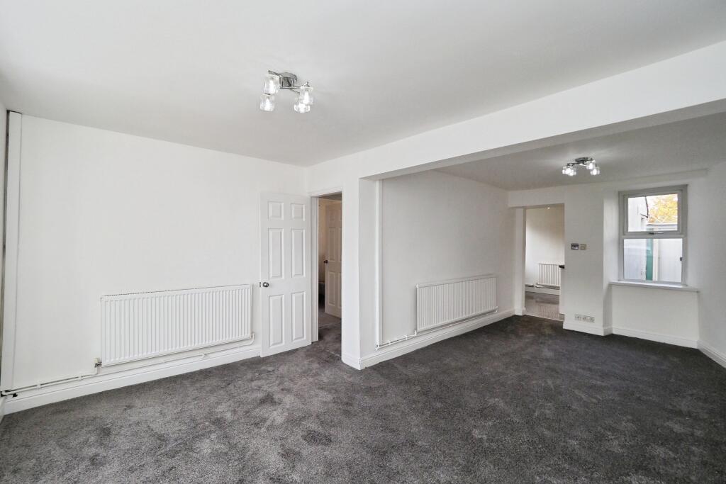 House in Mansfield, Ladybrook - View 4