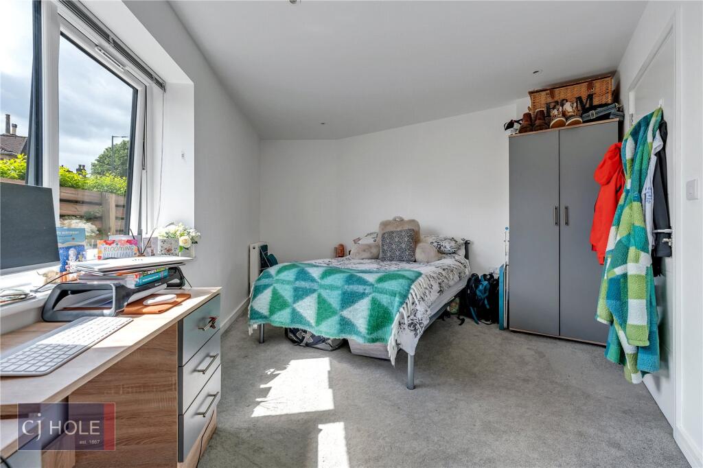 6 bedroom apartment for rent