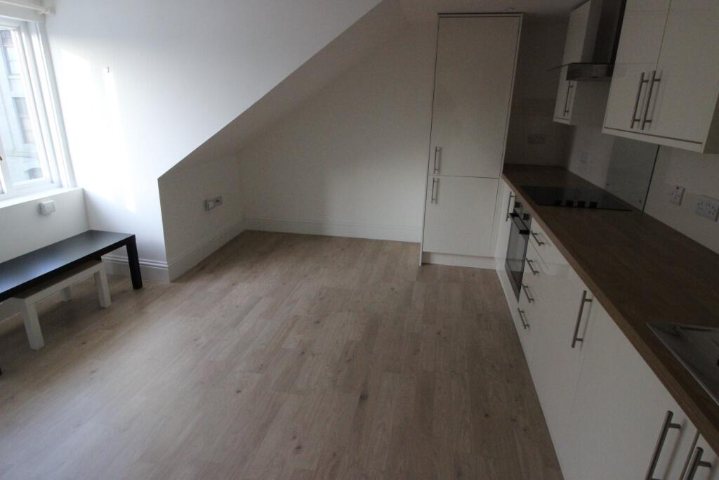 Additional image 11 of 130C Crown Street, Aberdeen, AB11 6HQ