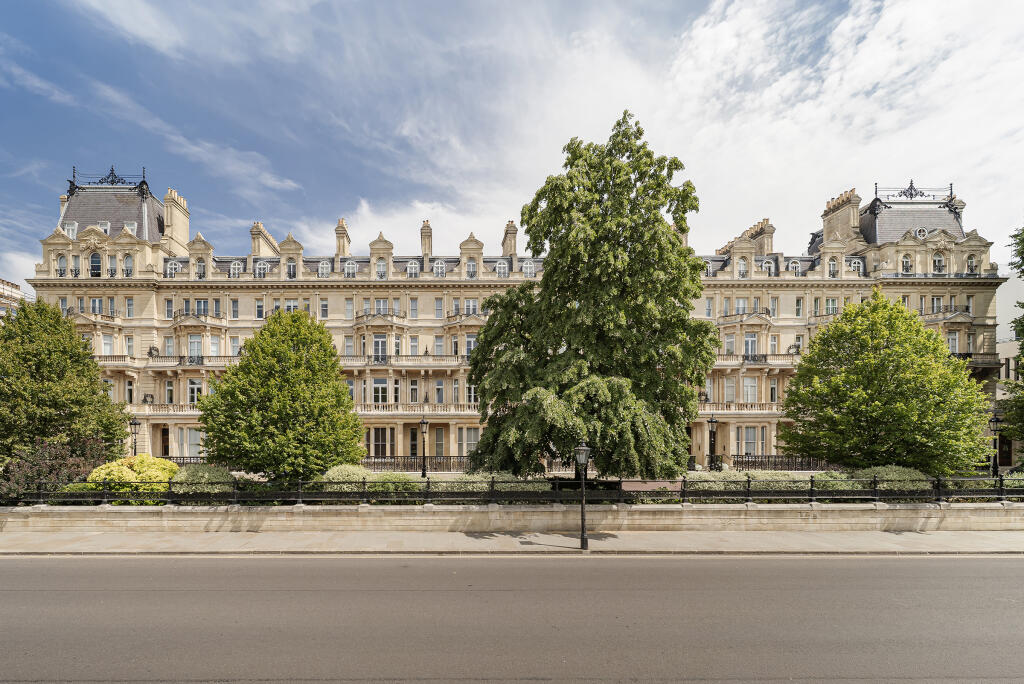 Apartment in London - View 2