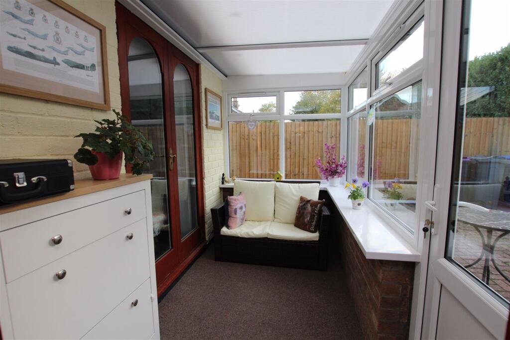 37 Harvey Kent Gardens, Lincoln - More