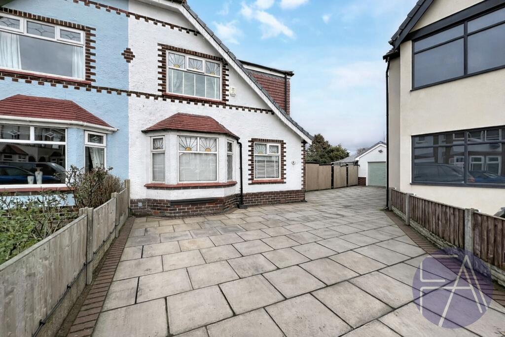Main image of property: Cleveleys Avenue, Southport, Merseyside, PR9 9SS