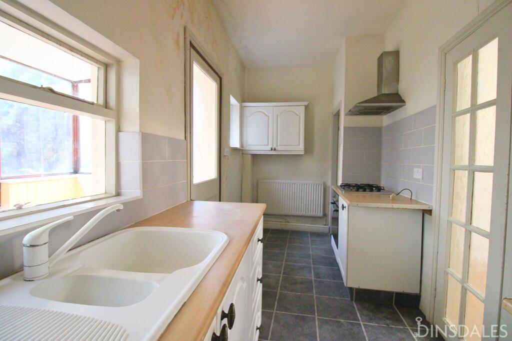 House in Bradford, West Yorkshire - View 2