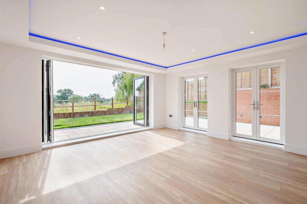 Additional image 10 of 2, Wells Cottage, Wootton Wawen, B95