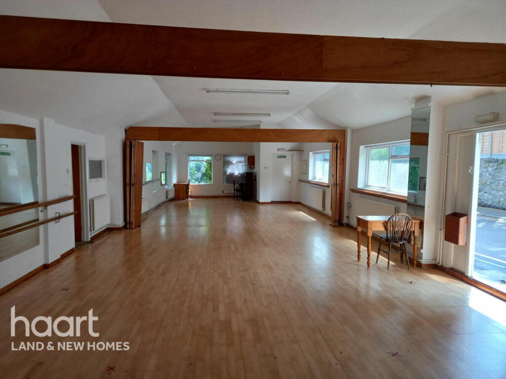 Main image of property: Downs Road, Luton LU1 1