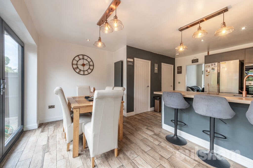 House in Birmingham, West Midlands - More