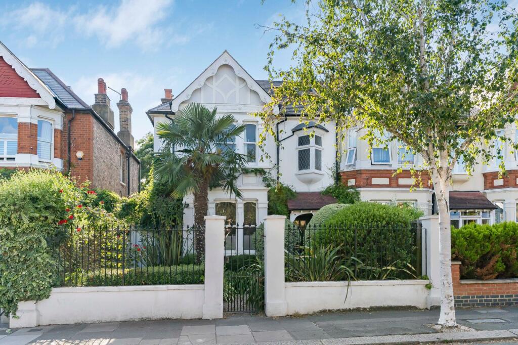 Main image of property: Birch Grove, London, W3