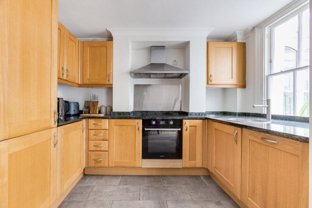 Apartment in Richmond, Petersham - View 4