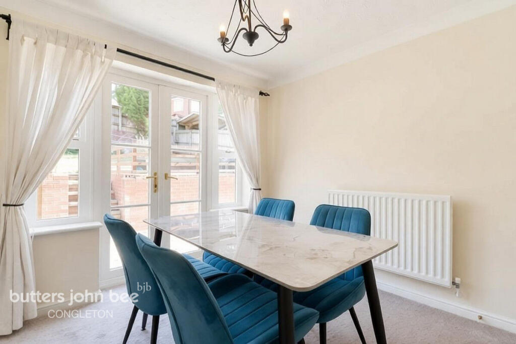House in Congleton, West Heath - View 3