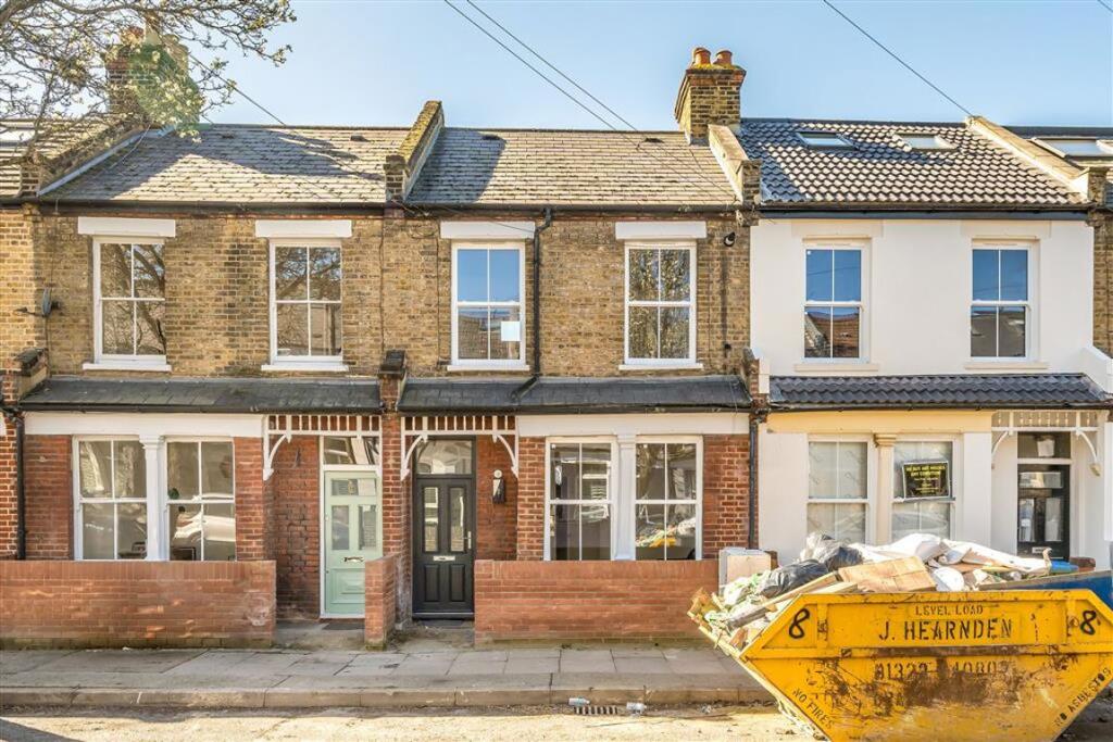 Main image of property: Fingal Street, Greenwich