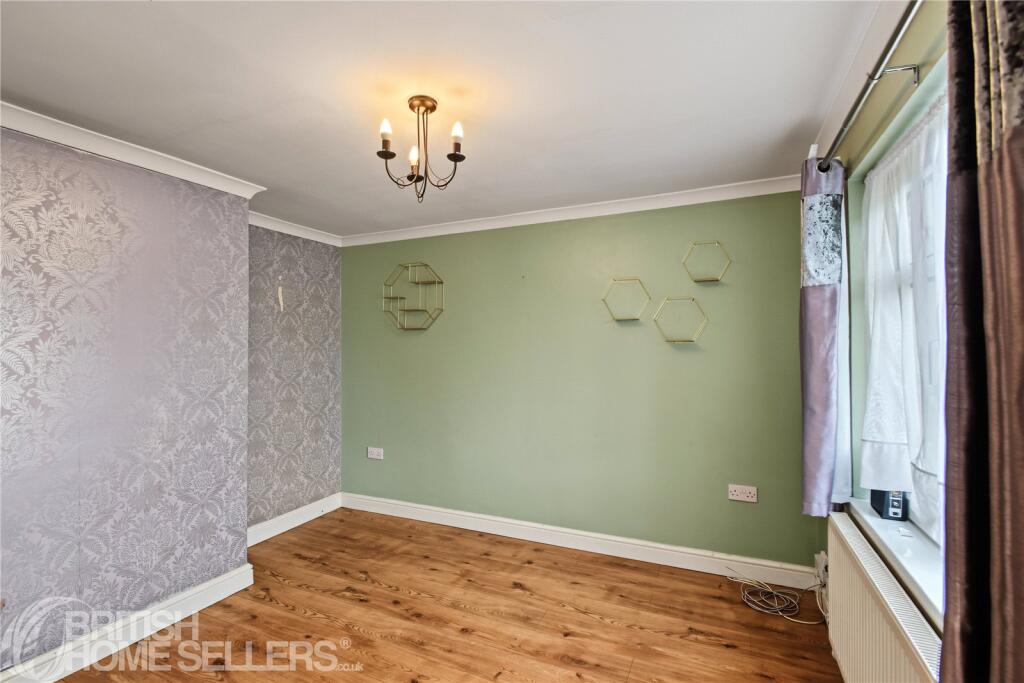 House in Baglan, Neath Port Talbot - View 5