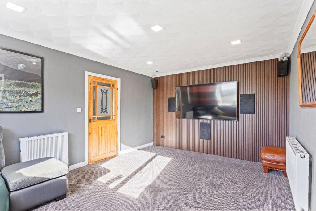 House in Edinburgh, West Lothian - View 2