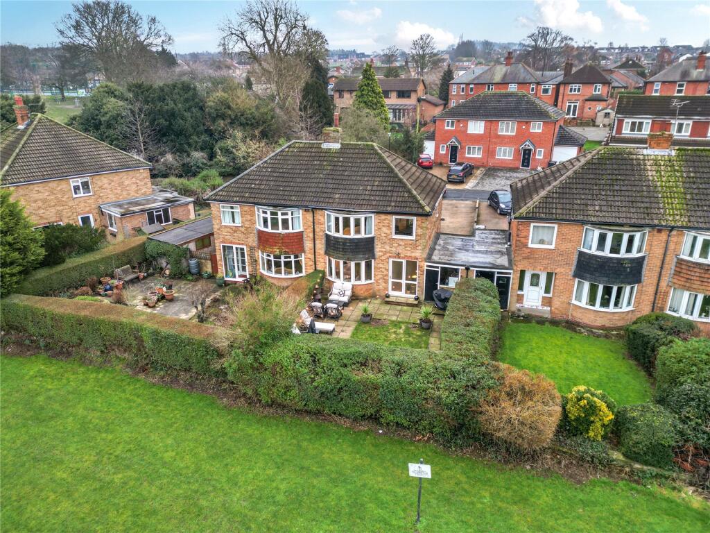 Main image of property: Robins Grove, Rothwell, Leeds, West Yorkshire