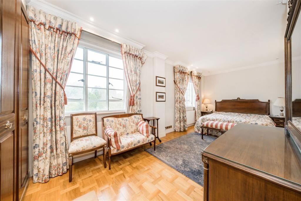 Apartment in London, City of Westminster - View 5