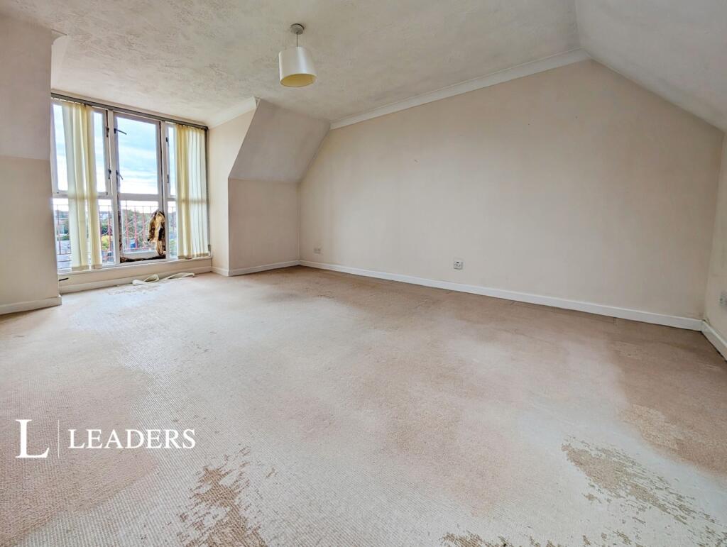 Apartment in Brighton - View 2