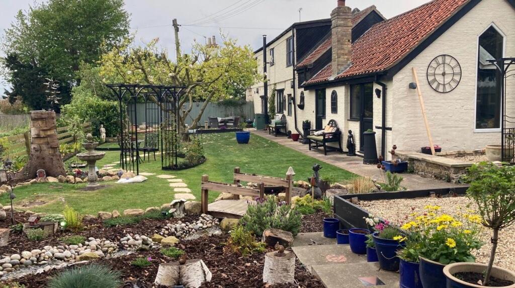 Main image of property: Holton-cum-Beckering, Market Rasen, Lincolnshire, LN8 5NG