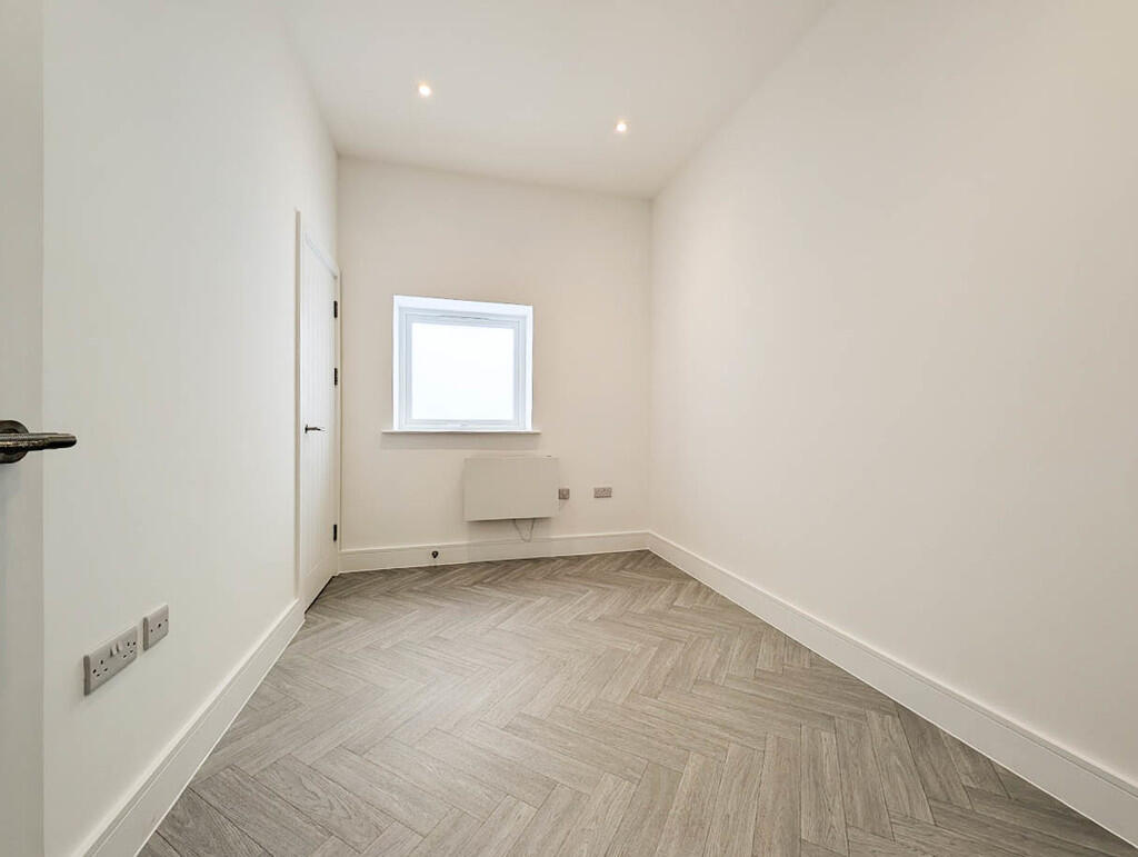 Apartment in Stevenage - View 5