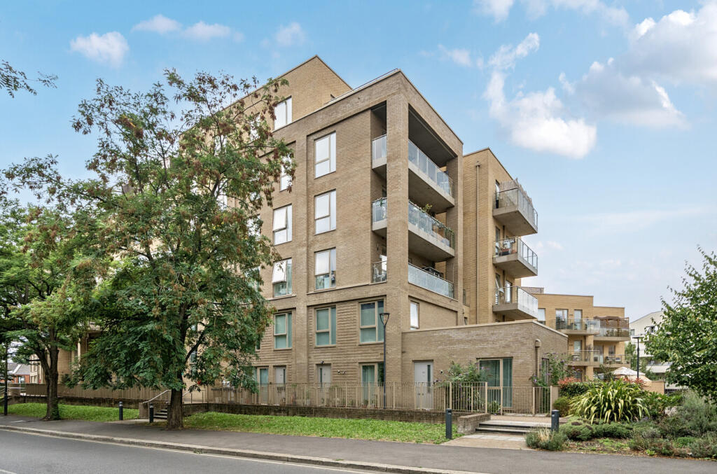 Winchelsea Road, London, NW10 photo 2