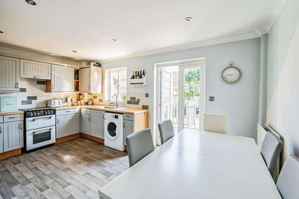 House in Eastbourne, East Sussex - View 5