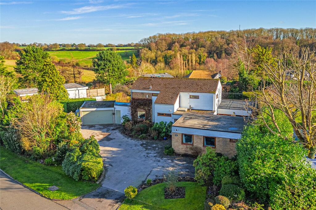 Main image of property: Highclere Drive, Longdean Park, Hemel Hempstead, Hertfordshire, HP3