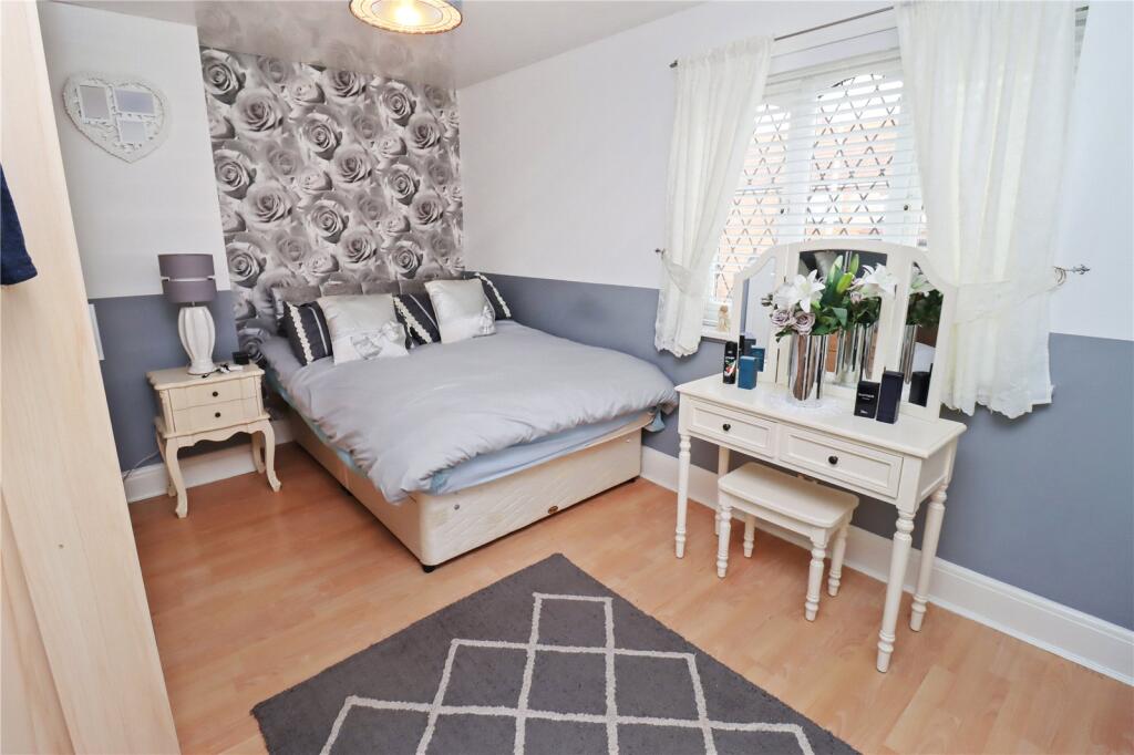 Shaftesbury Crescent, Sunderland, Tyne and Wear, SR3 photo 4