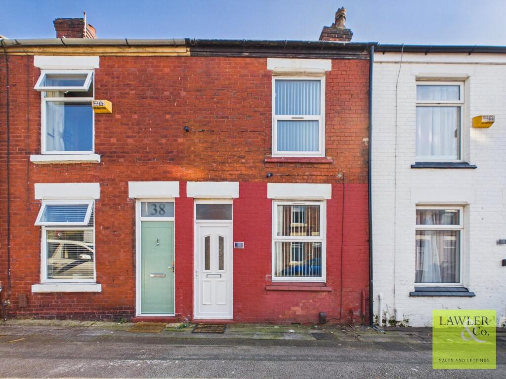 Main image of property: Victoria Road, Stockport, Cheshire, SK1 4AT