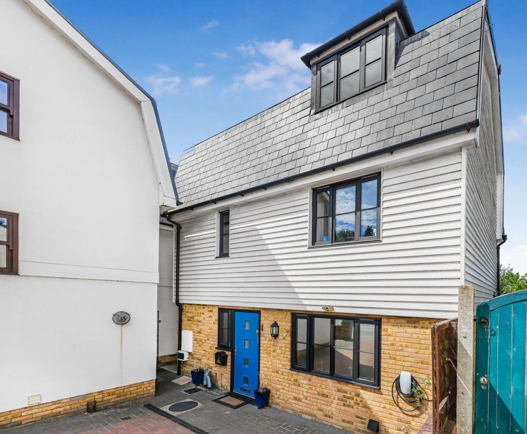 Main image of property: Hall Cottage, Harlow Road, Harlow