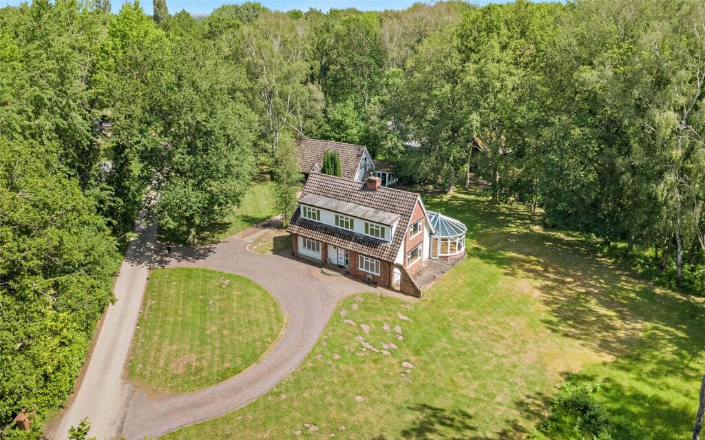Main image of property: Mill House, Old Wood, Skellingthorpe, Lincoln, LN6