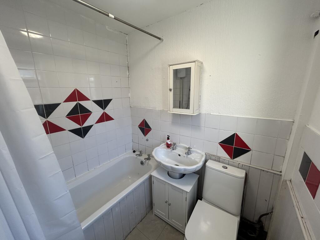 House in Sheffield - View 5