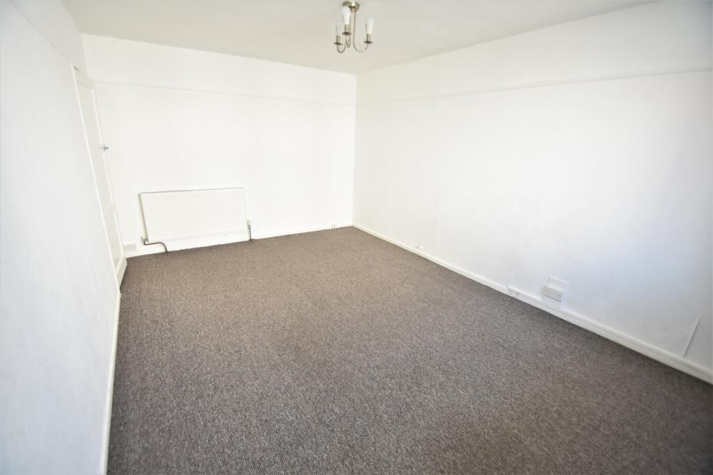 Apartment in Portsmouth - View 2