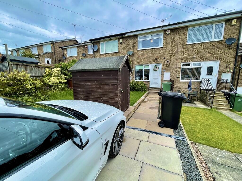 Main image of property: New Park Way, Farsley
