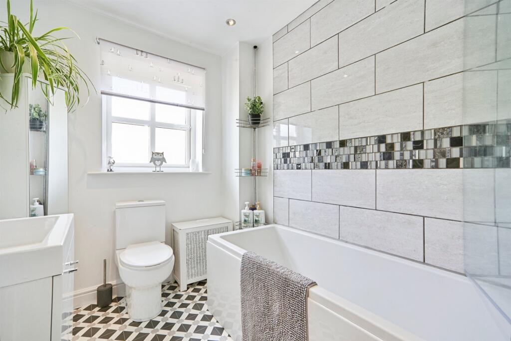 Additional image 16 of Kirkstall Gardens, Keighley