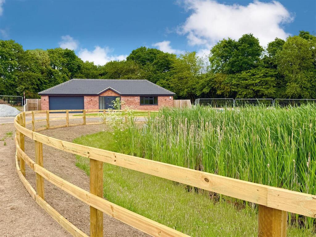 Main image of property: Fleggburgh NR29