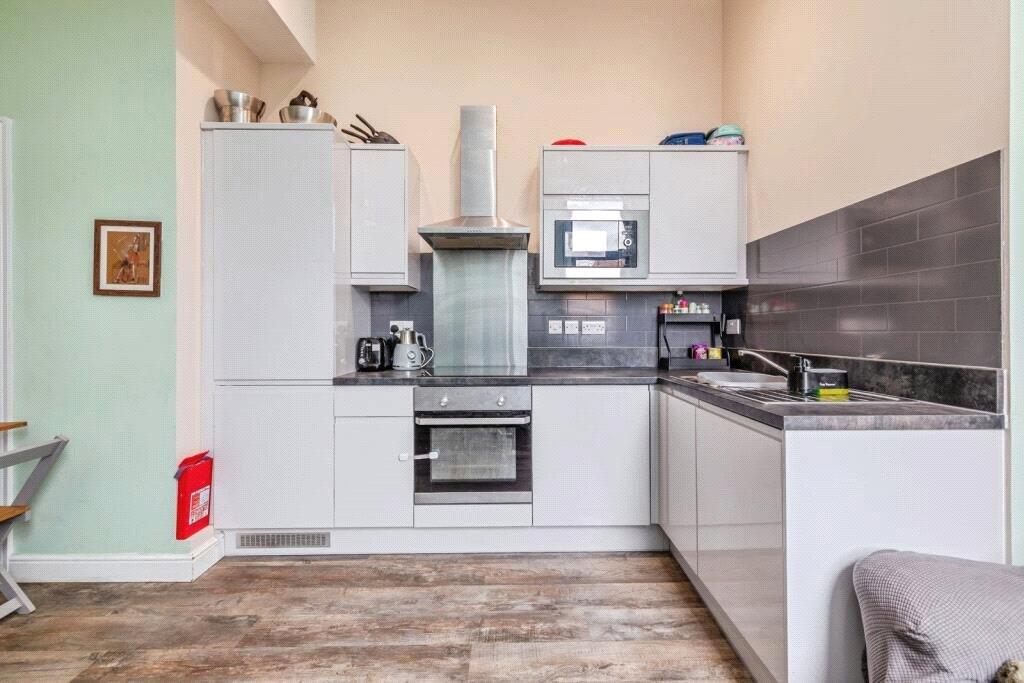 Main image of property: New Road, Rochester, Kent, ME1