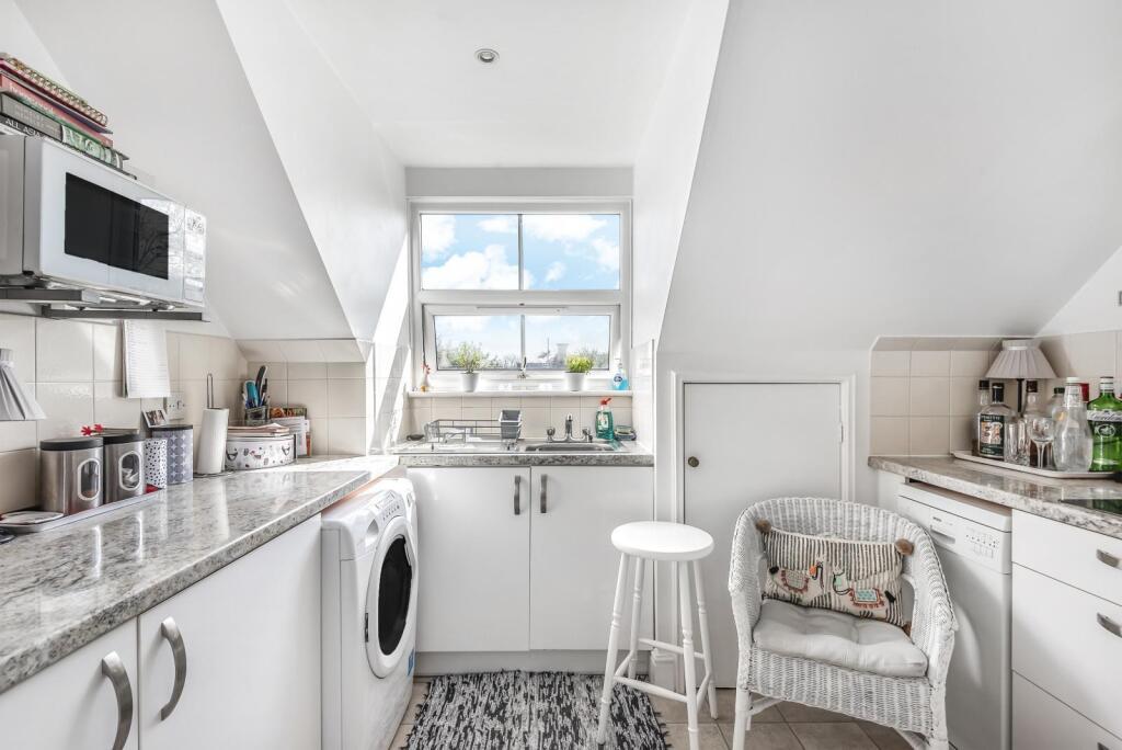 Napier Court, 15-21 Broomhall Road, Horsell, GU21 photo 3