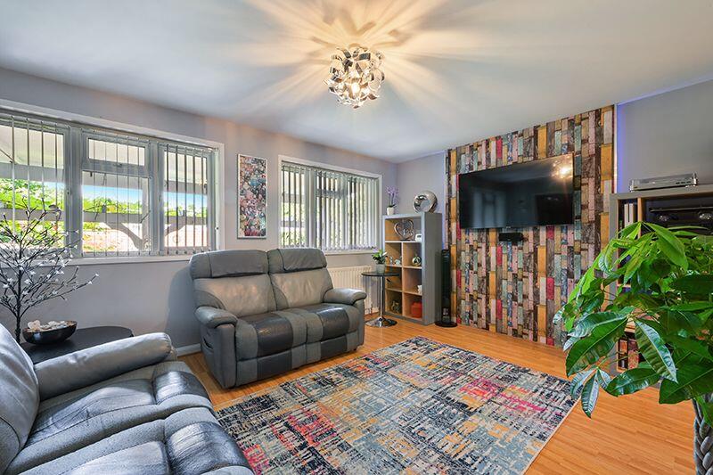House in Redhill - More