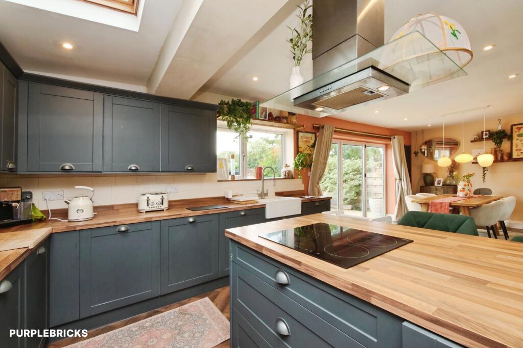 House in York - View 4