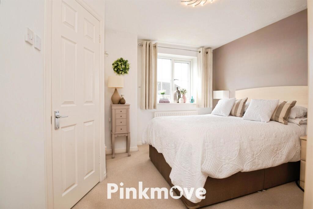 House in Newport, Coedkernew - View 4