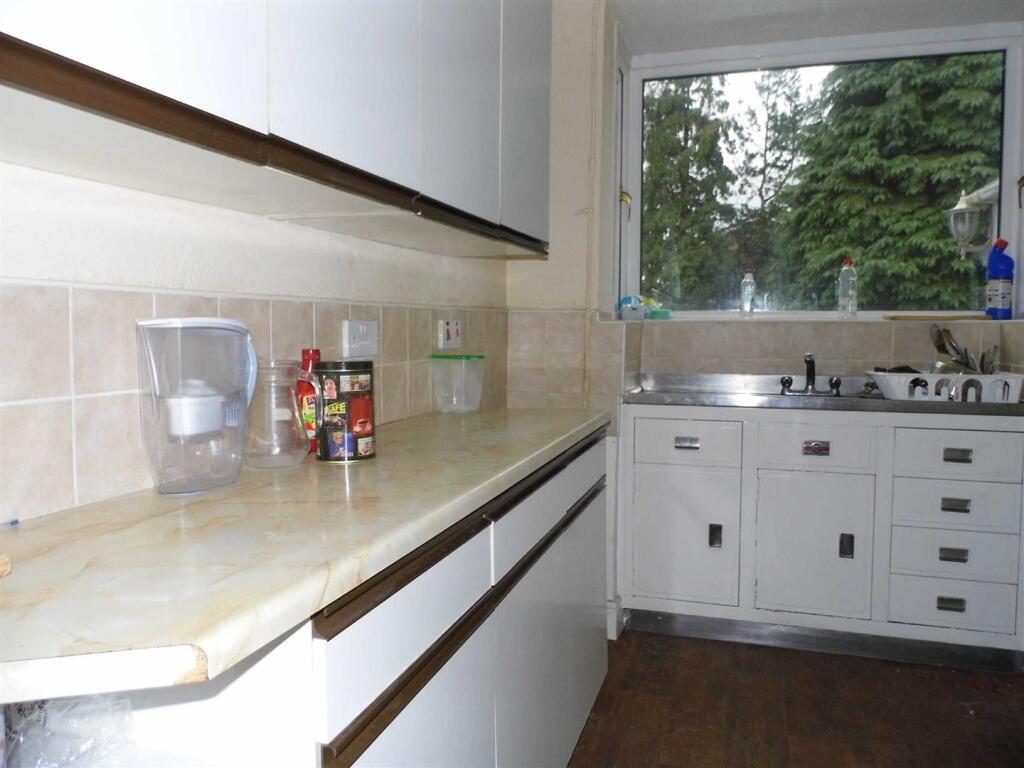 Additional image 4 of Roebuck Lane, West Bromwich