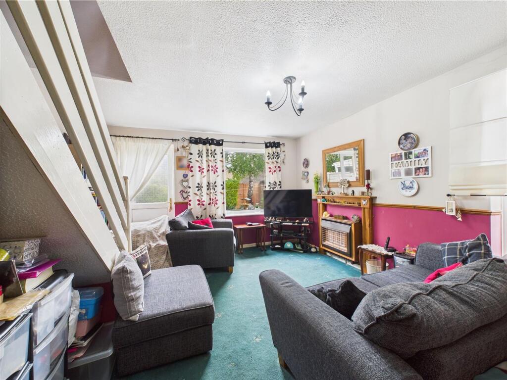 12 Magnolia Close, Driffield, YO25 6QU photo 3