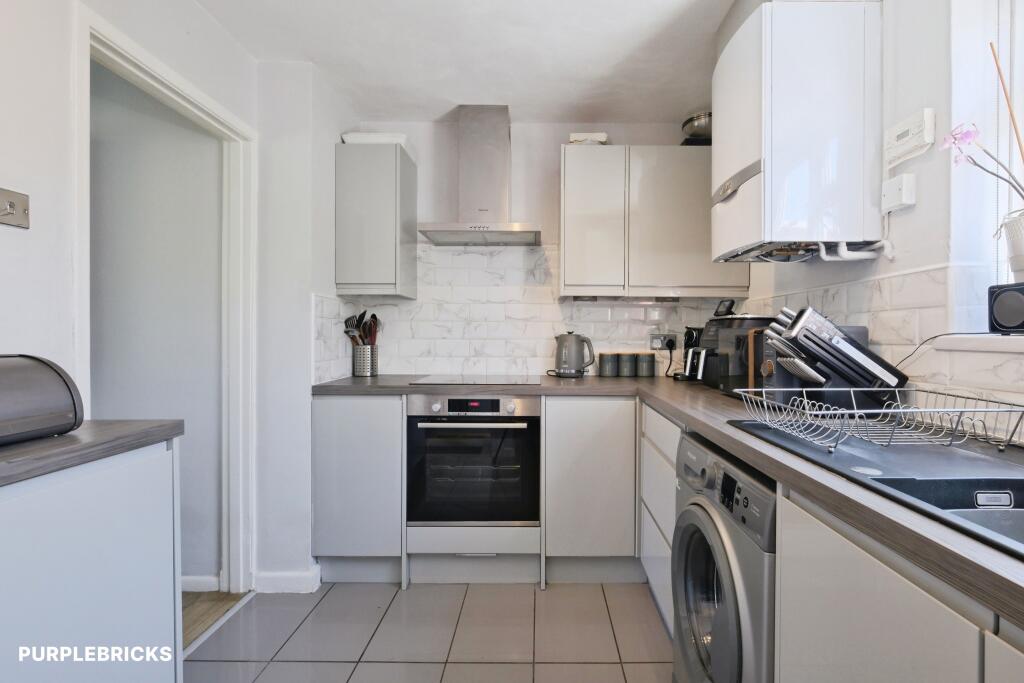 House in Winchester, Harestock, Weeke - View 2
